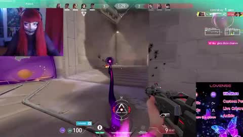 Snapshot of linddamortt chatting on October 31, 11:28 pm CatalinaANIDEA online show from October 31, 11:28 pm