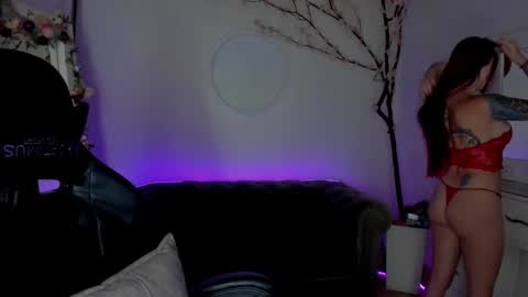 Snapshot of lindsay_khaleesi chatting on January 11, 9:20 pm Lindsay online show from January 11, 9:20 pm