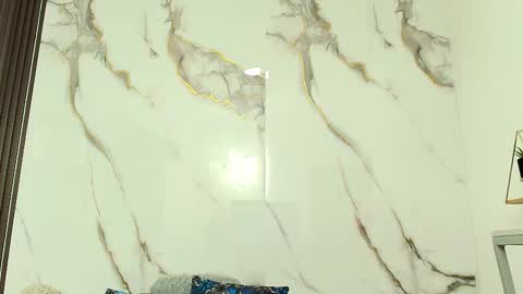  Lindsey  online show from February 27, 12:05 pm