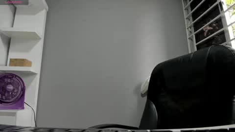 Lindsy online show from October 8, 3:53 pm