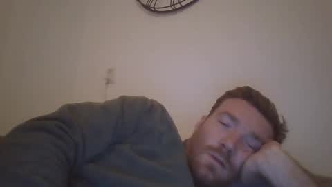 Snapshot of linguistixx333 chatting on October 26, 7:20 pm linguistixx333 online show from October 26, 7:20 pm