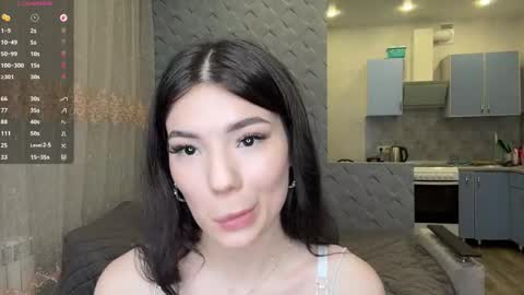 Snapshot of linhtadt chatting on May 19, 4:57 pm Lira online show from May 19, 4:57 pm