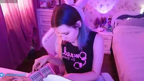 Snapshot of linksiss chatting on November 21, 5:28 am linksiss online show from November 21, 5:28 am