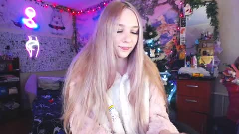 Lin online show from January 7, 10:19 pm