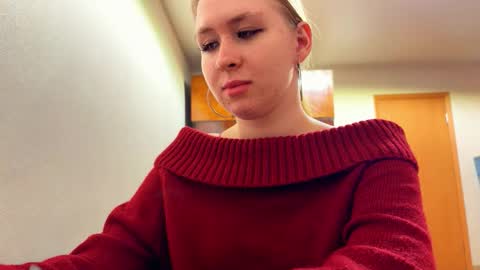 Rose online show from February 12, 8:37 pm