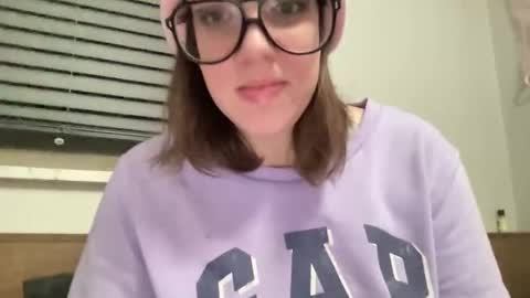 linusloves online show from February 1, 4:33 am