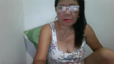 linzy164236 online show from January 26, 4:09 pm