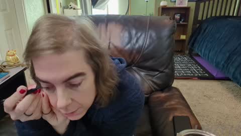 Snapshot of linzy19 chatting on December 11, 7:46 pm Linzy19 online show from December 11, 7:46 pm