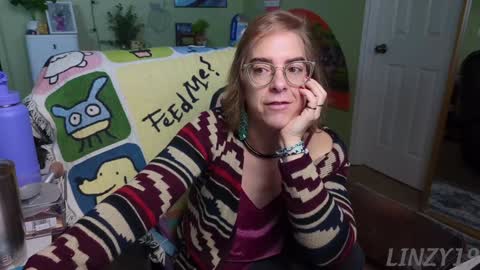 Snapshot of linzy19 chatting on February 2, 2:45 pm Linzy19 online show from February 2, 2:45 pm