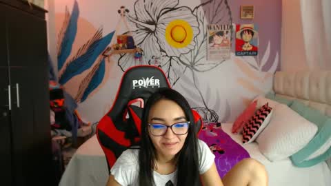 LinzyBaner online show from February 14, 12:19 am