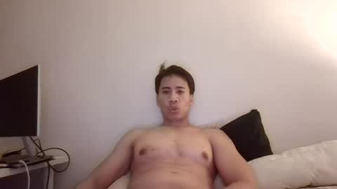 Snapshot of liolee212 chatting on June 30, 1:01 pm Lio online show from June 30, 1:01 pm