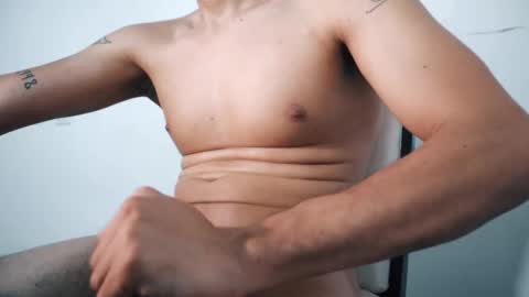 Snapshot of lion_20cm chatting on September 12, 1:49 am lion_20cm online show from September 12, 1:49 am