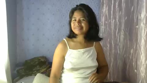 Snapshot of liora_selenex chatting on December 14, 4:51 am Liora selenex online show from December 14, 4:51 am