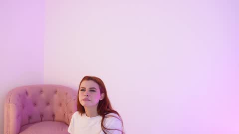 Snapshot of liorah_wolf chatting on April 19, 7:38 pm Liorah wolf online show from April 19, 7:38 pm