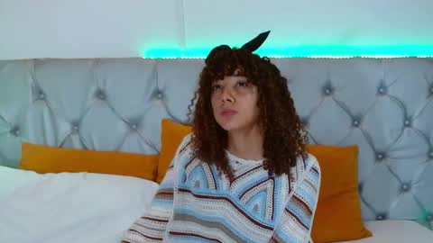 Eliza Moreau online show from February 10, 5:06 pm