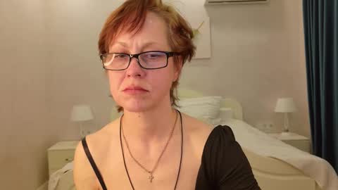 Liora Weiss online show from March 26, 9:37 am