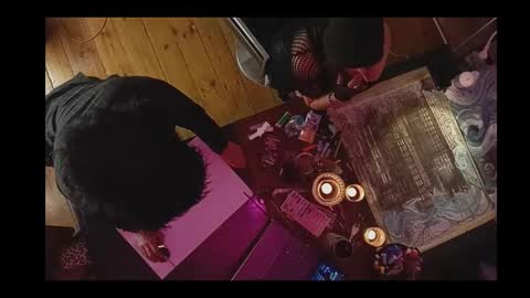 liquid_sky_ online show from February 21, 5:19 am