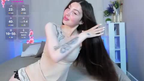 Snapshot of lira_revery chatting on June 22, 11:57 pm Lira revery online show from June 22, 11:57 pm