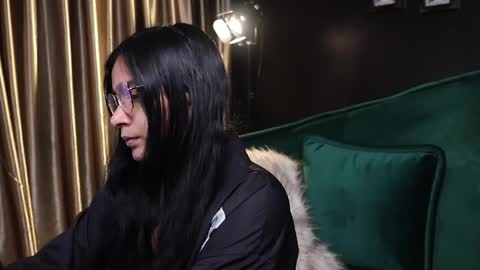 Lire online show from February 11, 4:55 am