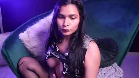 Lire online show from October 10, 4:11 am