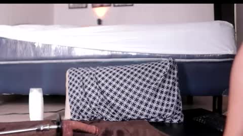 Liria OF  online show from October 20, 2:50 pm