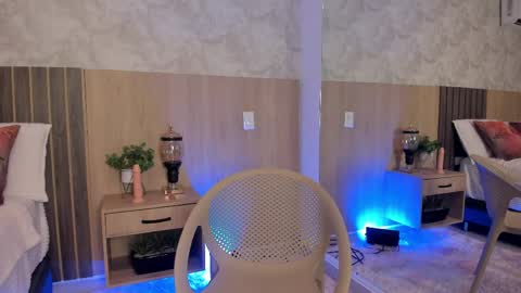 liria online show from May 12, 11:29 am