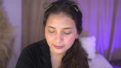 Lily see u on december 2 online show from October 14, 7:14 pm