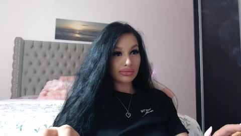 Lisa online show from December 14, 8:35 pm