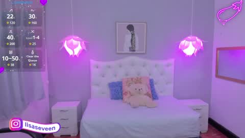 Lisa online show from December 12, 6:10 pm