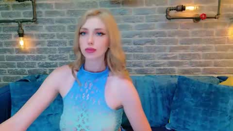 Snapshot of lisa_caprice chatting on June 30, 3:51 am Lisa Caprice online show from June 30, 3:51 am