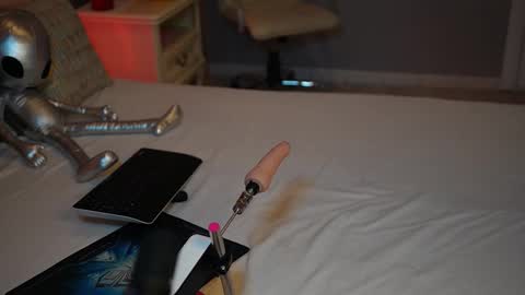 Snapshot of lisa_elfy chatting on October 27, 4:55 pm lisa_elfy online show from October 27, 4:55 pm