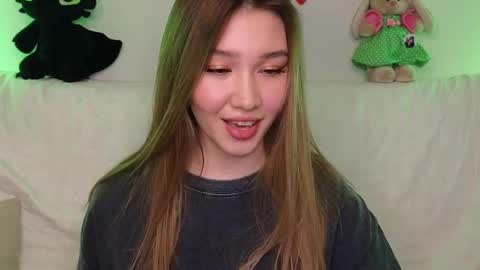 Lisa and Katerina online show from March 4, 1:06 pm