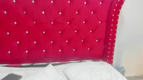 dulce online show from September 23, 3:37 pm