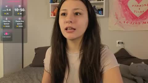 Lisa online show from April 14, 7:36 am