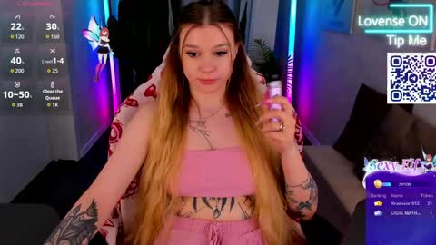 lisa_rabbit online show from May 22, 2:08 am