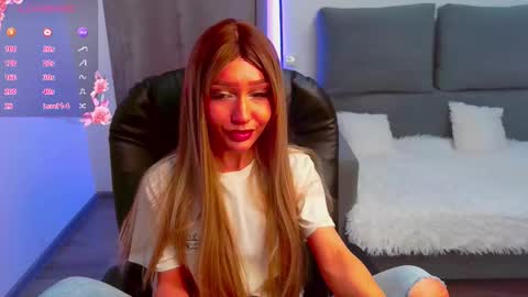 Lisa online show from March 1, 5:26 pm