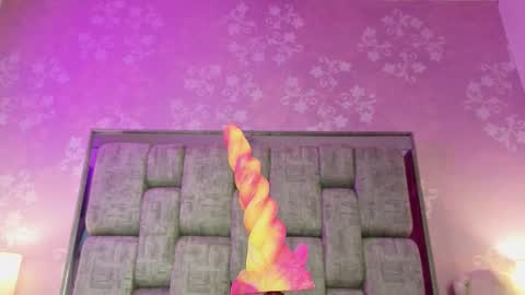 lisa_sweetas online show from March 22, 2:48 am