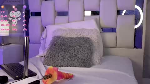 Snapshot of lisa_sweetas chatting on May 9, 7:19 pm lisa_sweetas online show from May 9, 7:19 pm