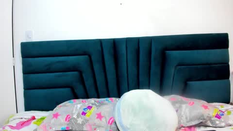 lisa white  online show from March 11, 3:48 am