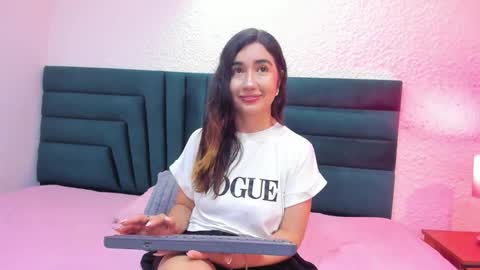 lisa white  online show from January 10, 4:14 am