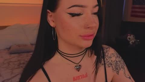 Snapshot of lisaaaliss chatting on May 30, 11:07 am lisaaaliss online show from May 30, 11:07 am