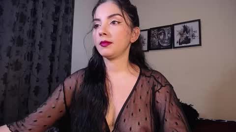 Lisa Harrison online show from October 24, 4:09 am