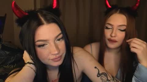 Lisa and Den online show from October 27, 3:05 pm