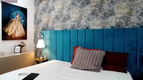 lisacroft online show from January 8, 6:16 am