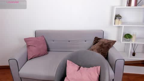 Lisa online show from April 7, 8:15 am