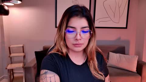 LISA MONROE online show from September 14, 11:31 am