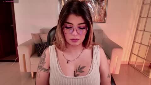 LISA MONROE online show from October 19, 12:28 pm