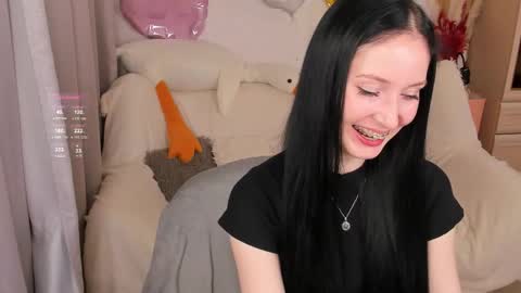 Lisa Moore online show from October 18, 4:19 pm