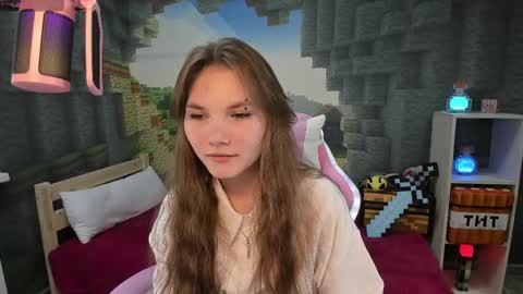 Snapshot of lisaporters chatting on February 9, 8:24 pm Lisa online show from February 9, 8:24 pm