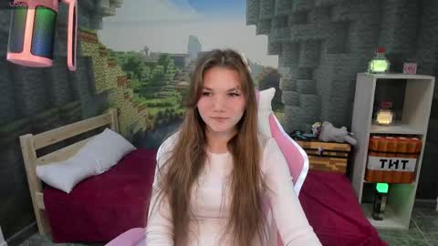 Snapshot of lisaporters chatting on February 23, 11:36 pm Lisa online show from February 23, 11:36 pm